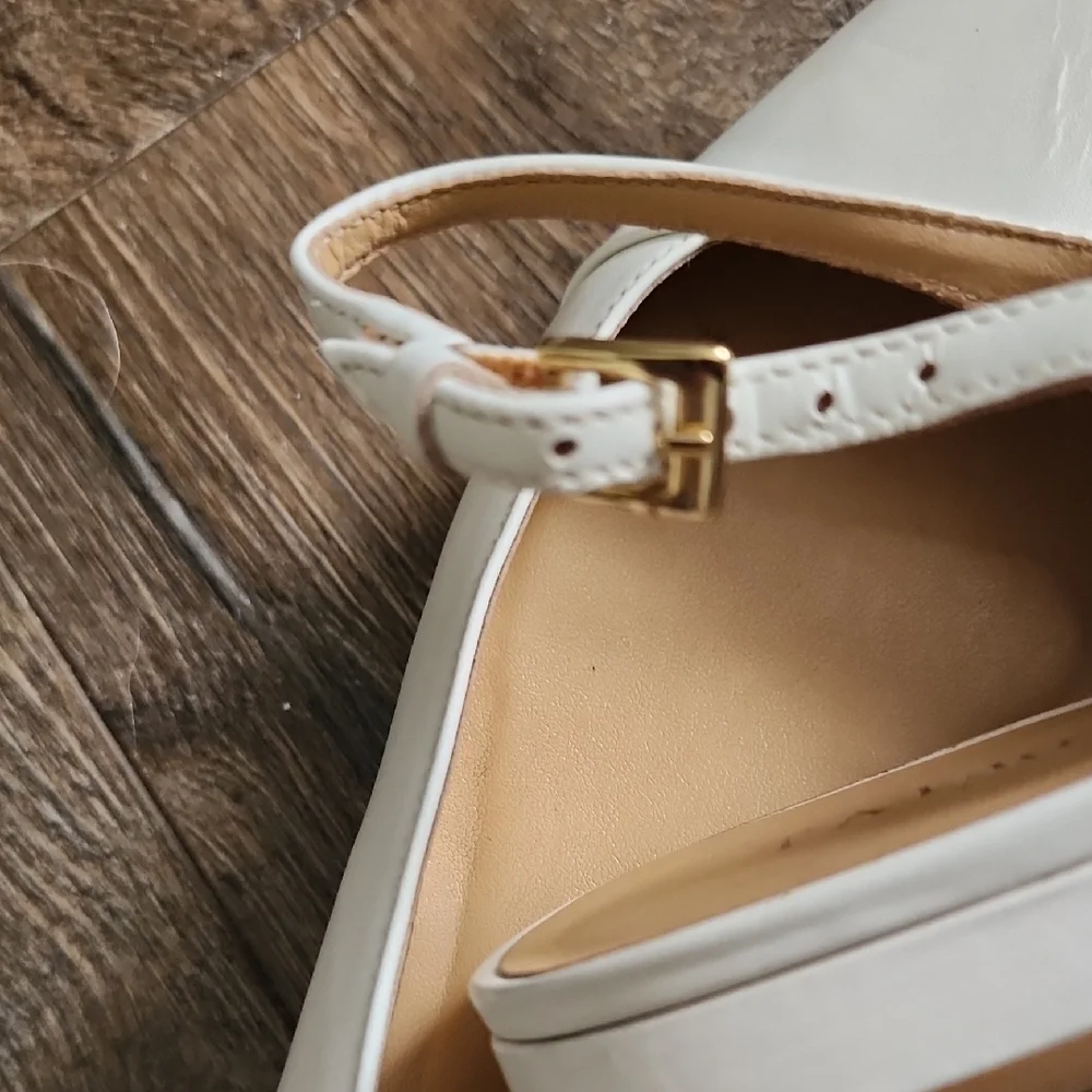 Talbots 8.5 Elegant Cream Pointed Slingback Flats. - Picture 7 of 10